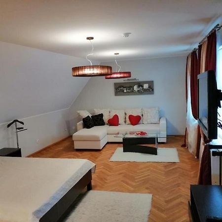 Old Town Apartment, Uus 28 ทาลลินน์ ภายนอก รูปภาพ